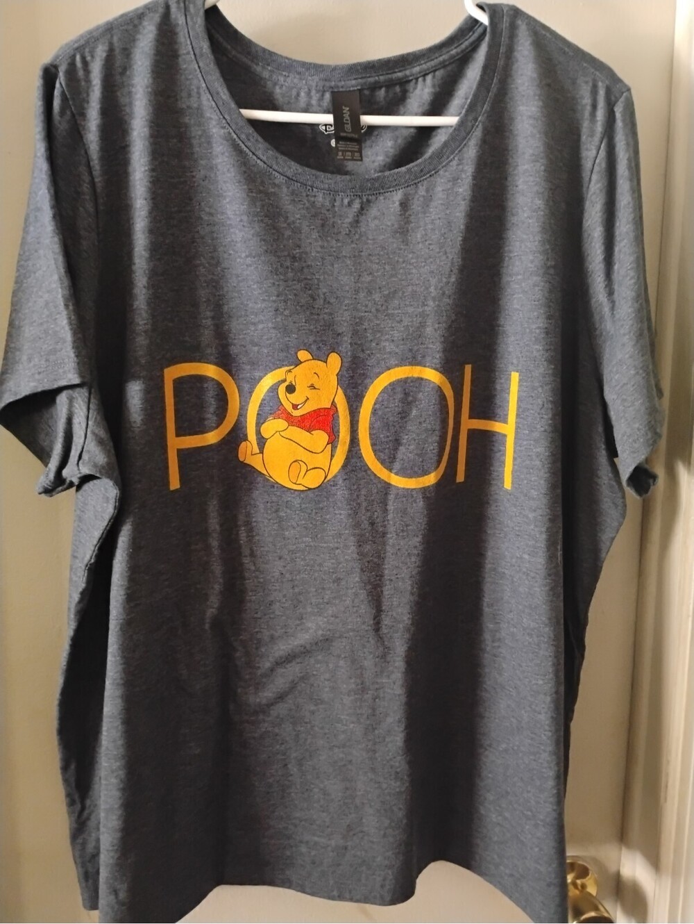 Disney Winnie the Pooh Gray T-Shirt